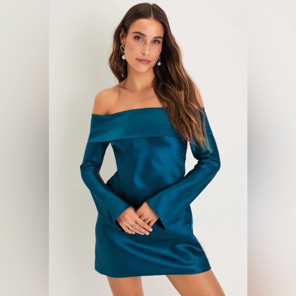 Blue Off-Shoulder Bell Sleeve Sheath Dress